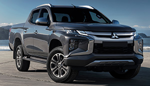 Mitsubishi L200 Pickup Deri Döşeme