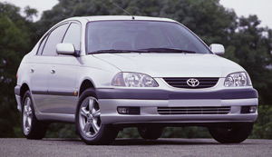 Toyota Avensis 1 Oto Deri Deme