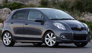 Toyota Yaris 2 Oto Deri Deme